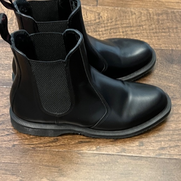 Dr. Marten’s FLORA SMOOTH CHELSEA BOOTS size 38 - Picture 4 of 12